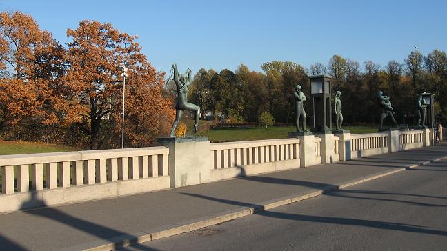 Vigeland Park - bridge