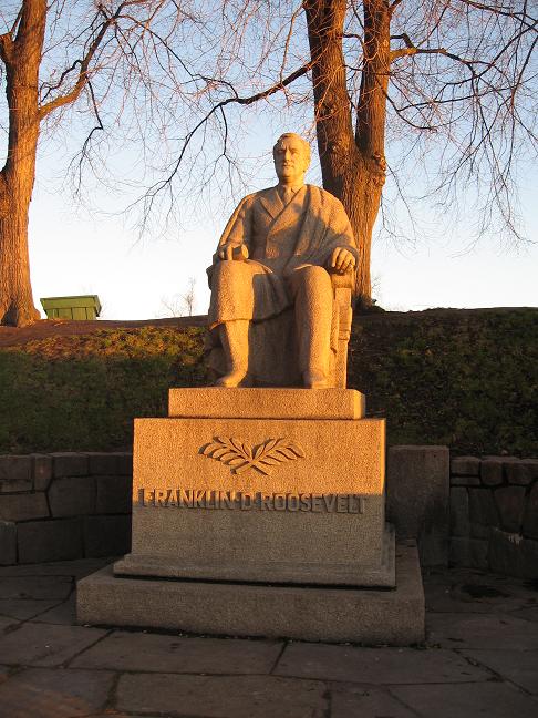 Statue of FDR by Akershus Fortress