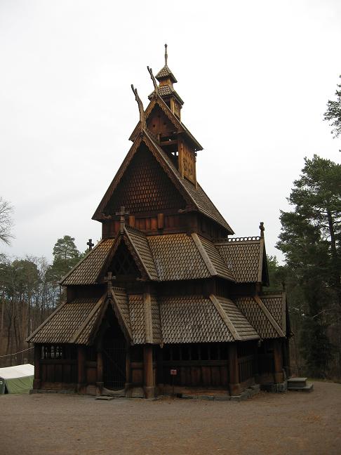 Stave church3