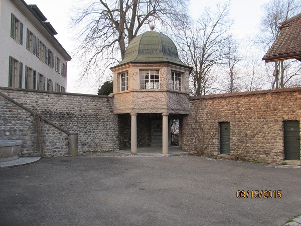 Shelter for horses, next to Fortress
